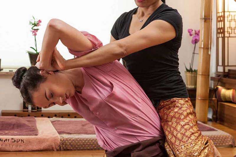 klasyczny masaz tajski